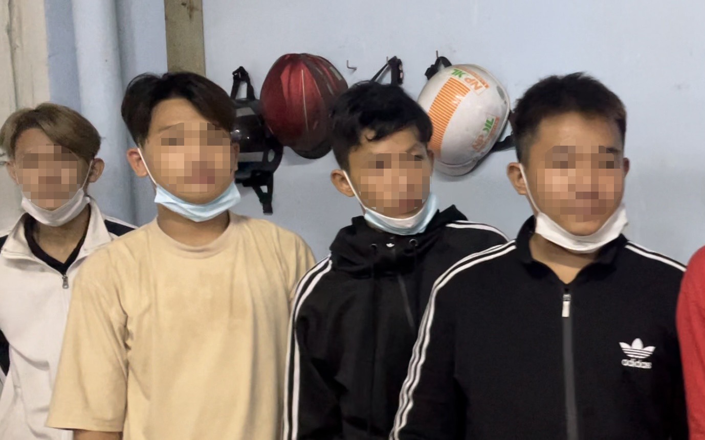 12 thanh thieu nien hon chien anh 1