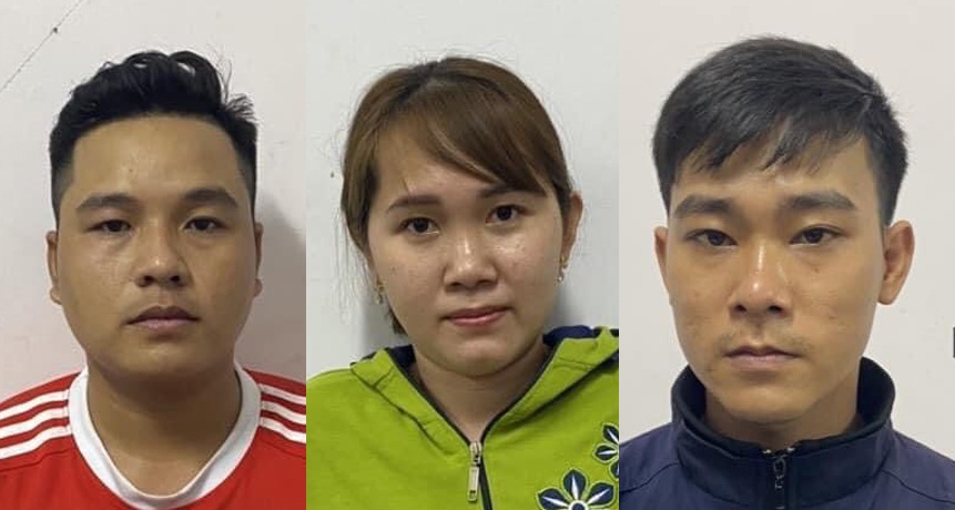 3 nguoi lam gia ca nghin bo ho so xin viec hinh anh
