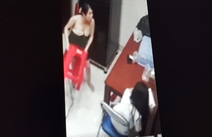 me ruot bao hanh con gai o TP.HCM anh 1