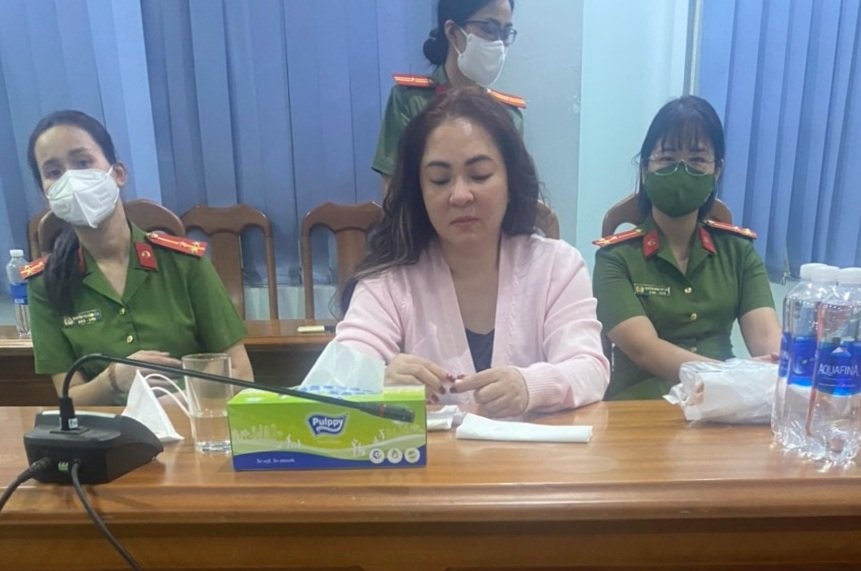Dieu tra cac tai khoan tung tin ba Nguyen Phuong Hang duoc tai ngoai hinh anh
