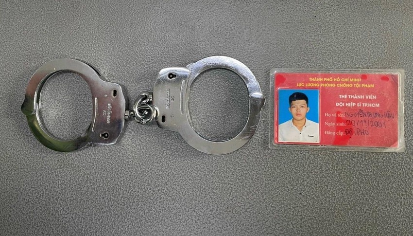giả công an cướp tài sản ở TP.HCM ảnh 2 gia cong an cuop tai san o TP.HCM anh 2