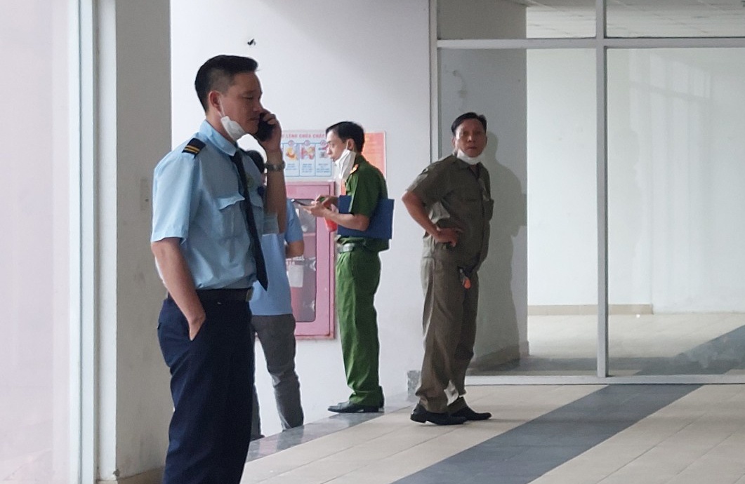 Hai cha con tu vong trong can ho o TP.HCM hinh anh