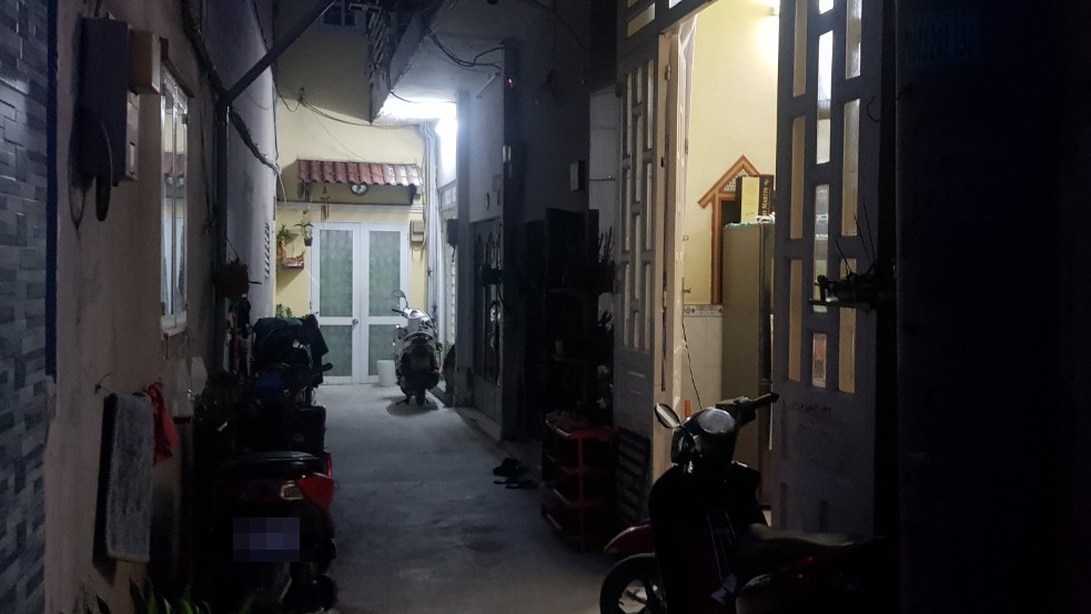 An mang trong con hem o TP.HCM hinh anh