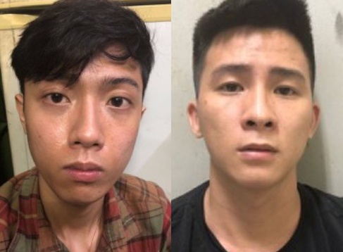 Bi giat tui xach o TP.HCM, nu du khach len mang cau cuu hinh anh