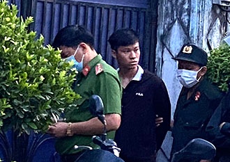 Bat khan cap 10 nguoi lien quan vu nam thanh nien trung dan tu vong hinh anh