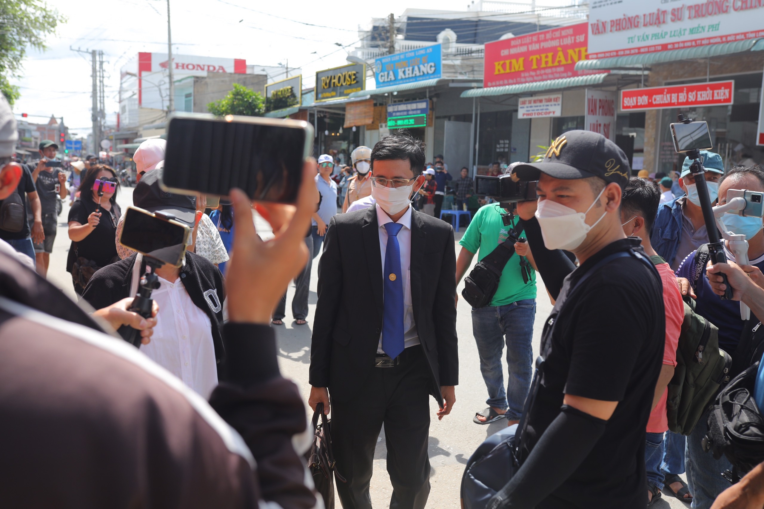 xet xu nhom tinh that bong lai anh 8