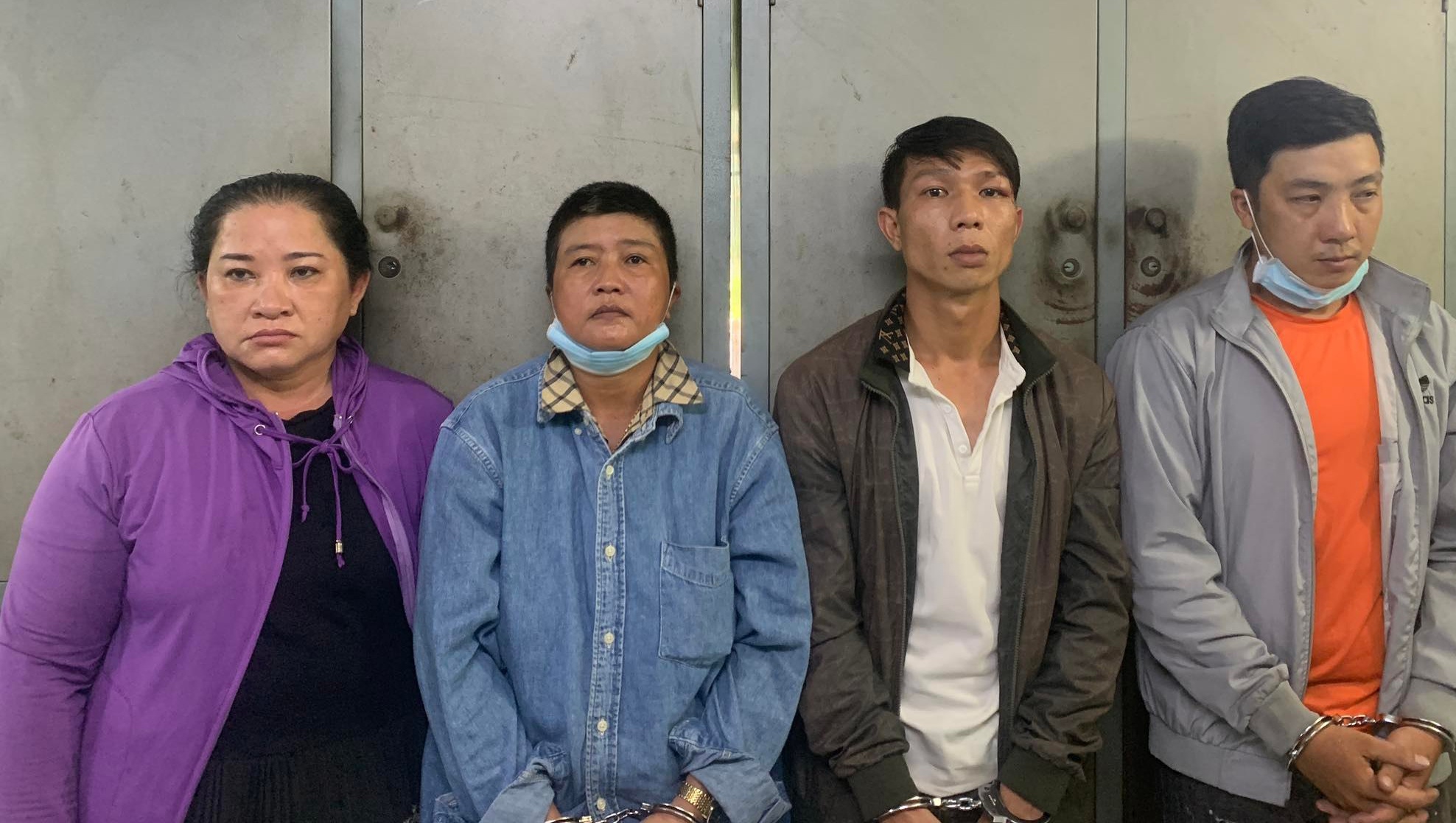 móc túi người khám chữa bệnh ảnh 1 moc tui nguoi kham chua benh anh 1