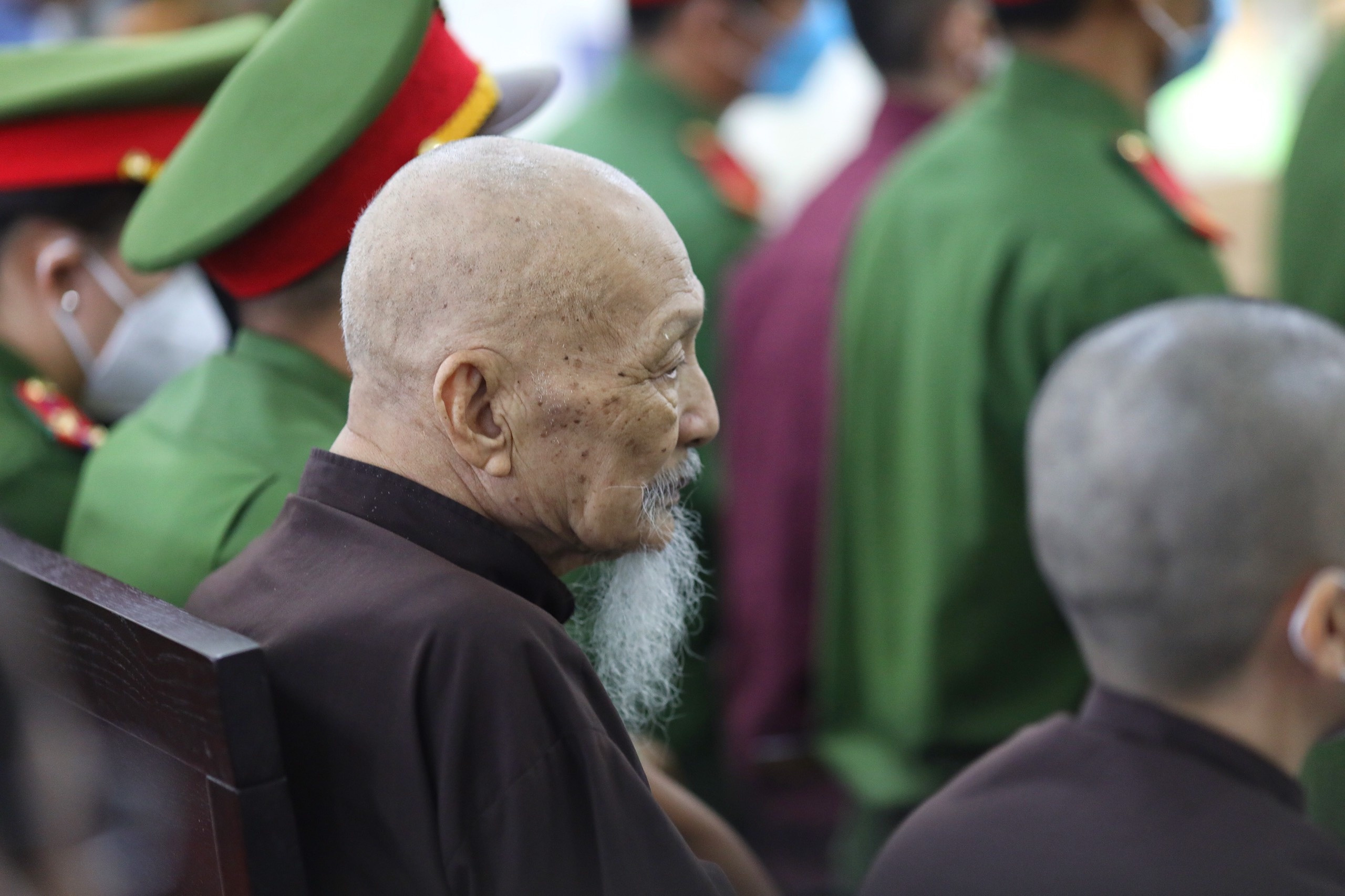 Truong cong an huyen Duc Hoa noi ve cao buoc bat coc Diem My hinh anh