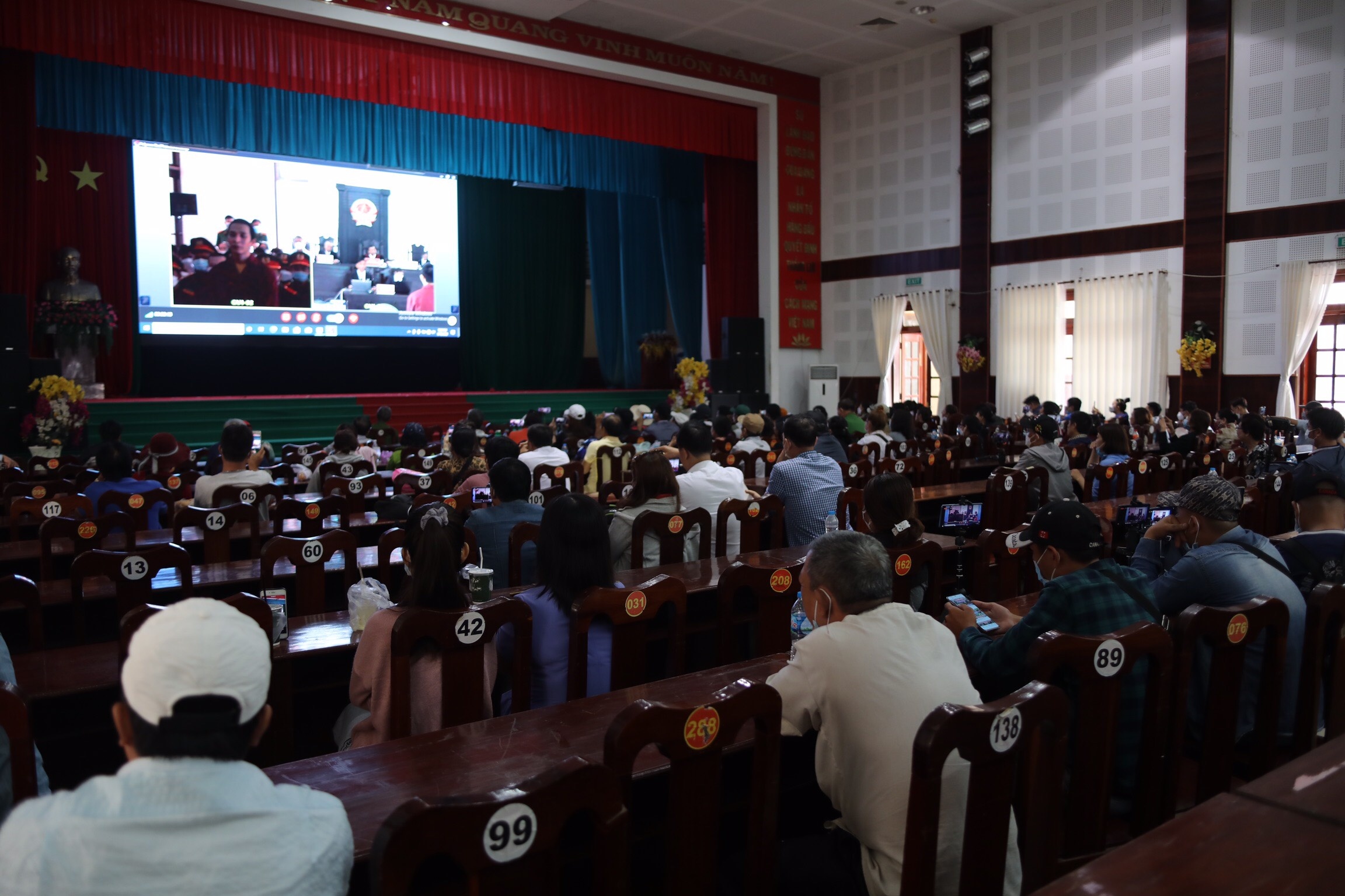 xet xu nhom tinh that bong lai anh 5