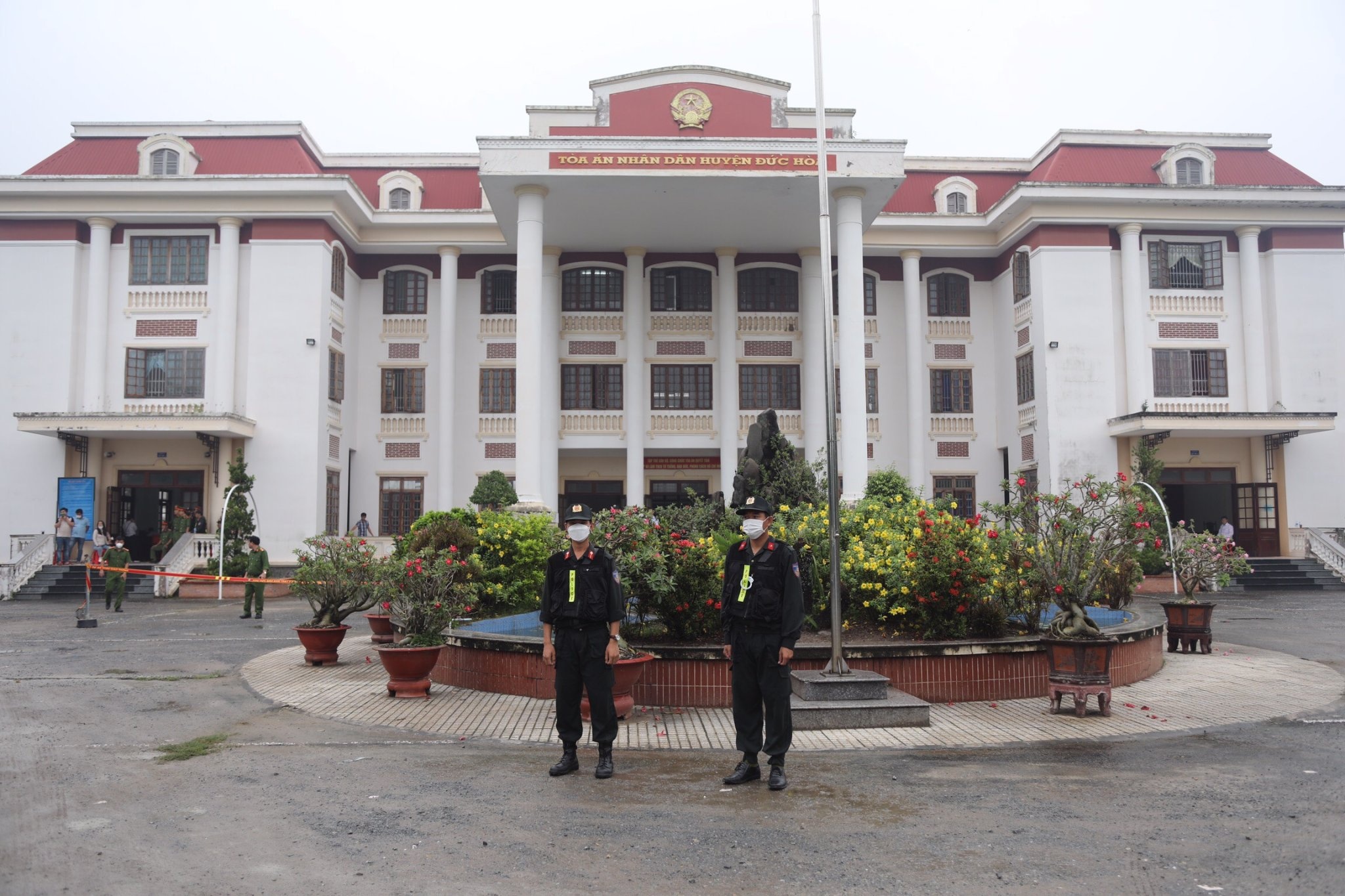 xu vu Tinh that Bong Lai anh 1