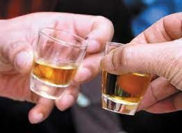 Dieu tra vu 8 sinh vien uong ruou, 2 nguoi tu vong hinh anh