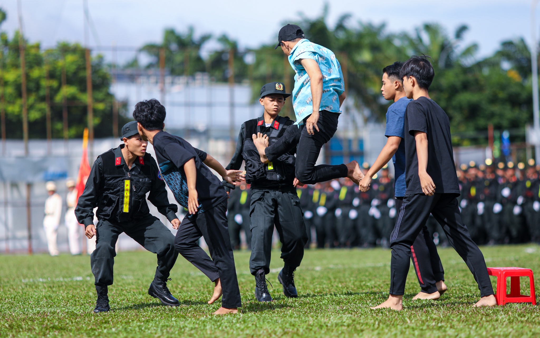 TP.HCM thanh lap trung doan CSCD du bi anh 6