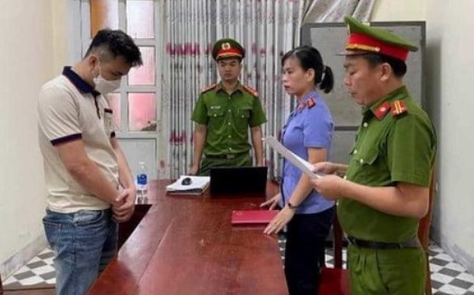 vô cớ đánh người ảnh 1 vo co danh nguoi anh 1