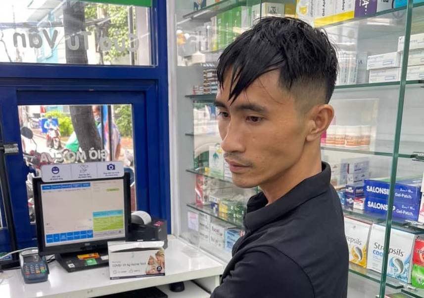 Bat giu sieu trom chuyen dot nhap cua hang o TP.HCM hinh anh