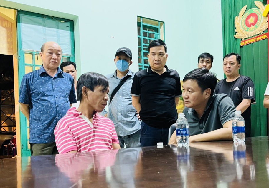 Kich ban ke cuop ngan hang o Dong Nai: Gia thot chan, thuan tay trai hinh anh