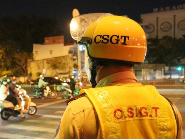 Ba to truong CSGT o Dong Nai bi dieu chuyen ra khoi luc luong hinh anh