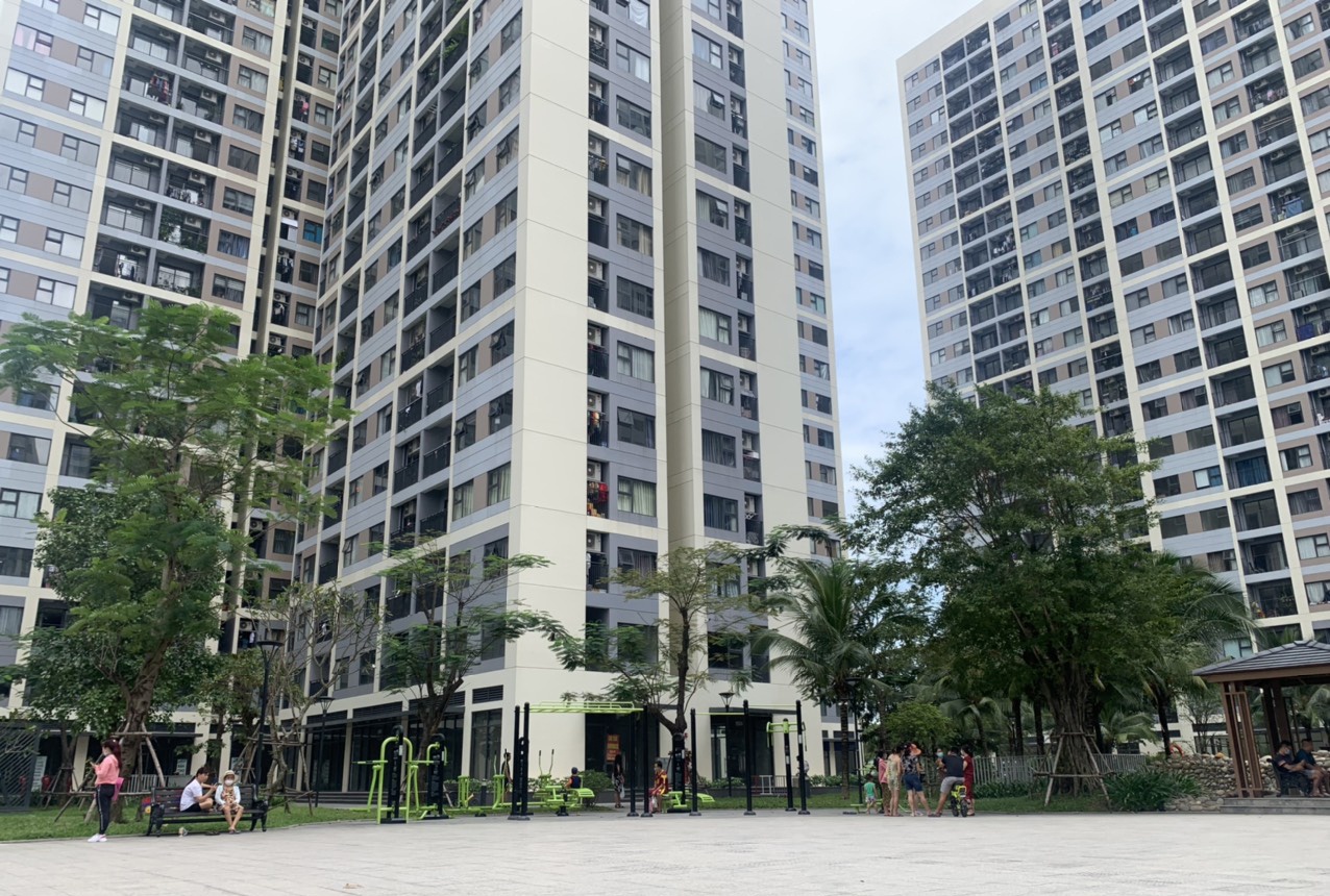 Hai me con tu vong khi roi tu tang cao chung cu o TP.HCM hinh anh