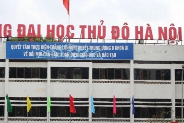 Ky luat giang vien DH Thu do Ha Noi bi to quay roi nu sinh hinh anh