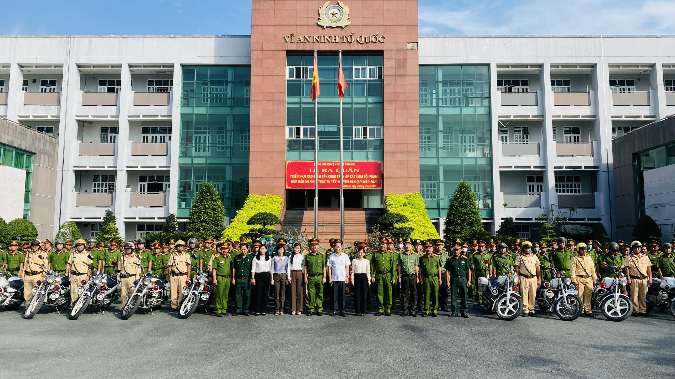 cuop xit hoi cay anh 2