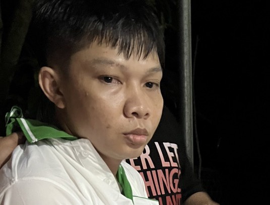 Bat giu ke cuop dam guc tai xe xe om o TP.HCM hinh anh