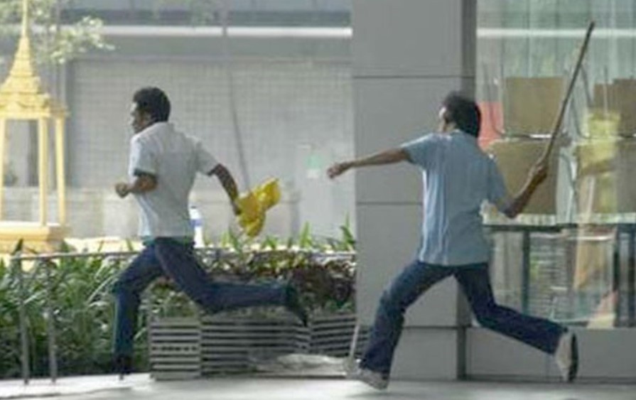 Phat hien vo ngoai tinh, chong danh hang xom bam dap hinh anh