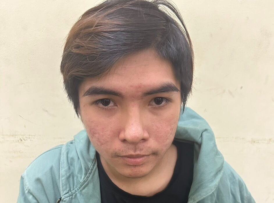 Thua ca do bong da, 2 thanh nien len ke hoach cuop xe om o TP.HCM hinh anh