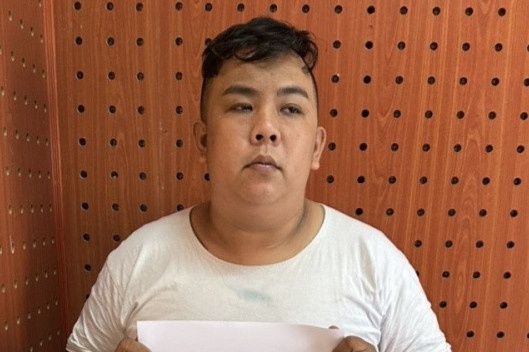 Ca do bong da kiem cho vay nang lai hinh anh