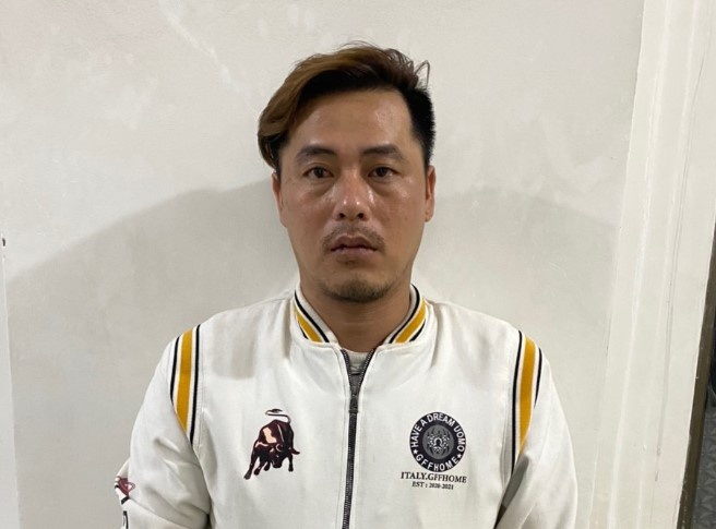 giai cuu cac co gai anh 2