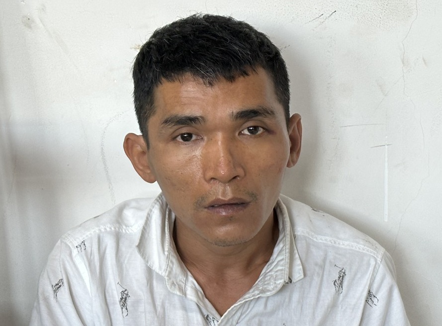 Bat giu nghi pham lua lay tai san cua lai xe om o TP.HCM hinh anh