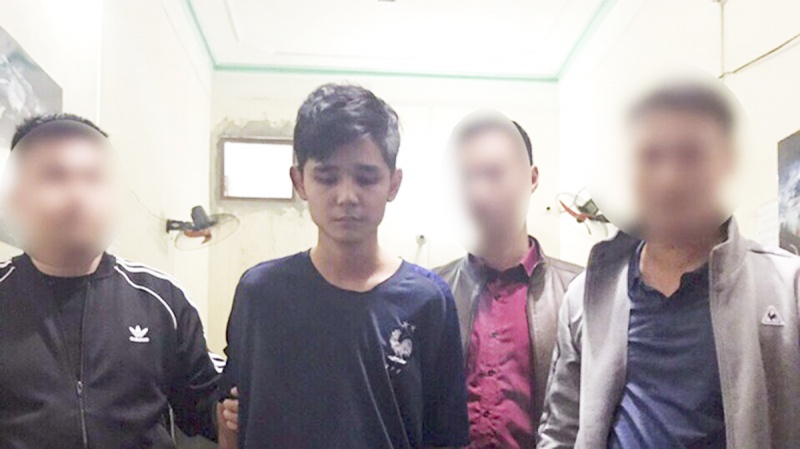 Nhung tran danh ben them xuan moi hinh anh