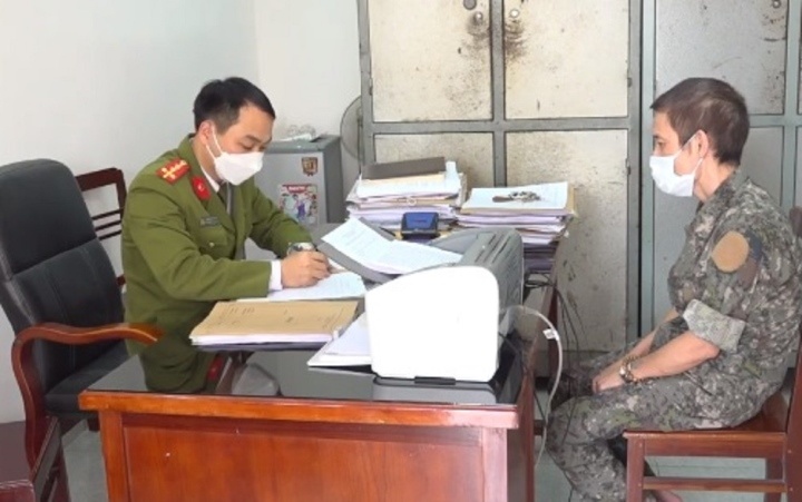 Bat giu Thanh Chieu anh 2