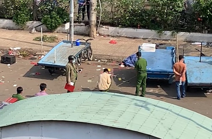 Canh sat kham nghiem hien truong vu an mang tai Hoc Mon hinh anh