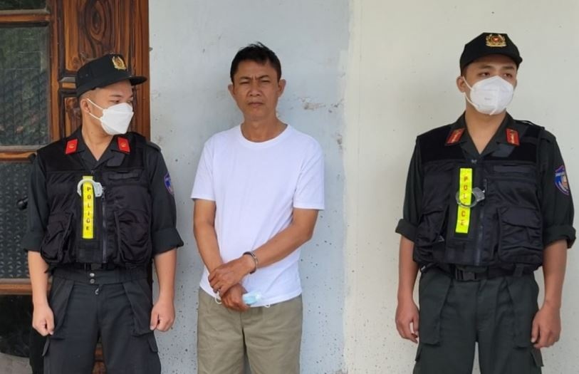 Bat tam giam giam doc Trung tam day nghe Hang Giang o Long An hinh anh