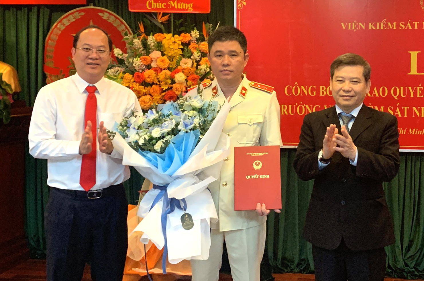 Ong Nguyen Duc Thai lam Vien truong VKSND TP.HCM hinh anh