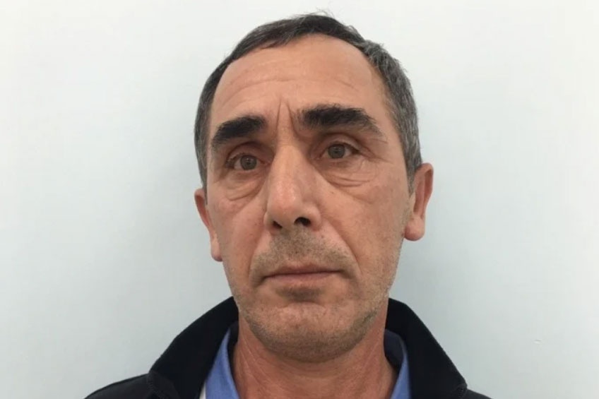 Bat giu nguoi dan ong ngoai quoc trao phong bi chiem doat 30.000 USD hinh anh