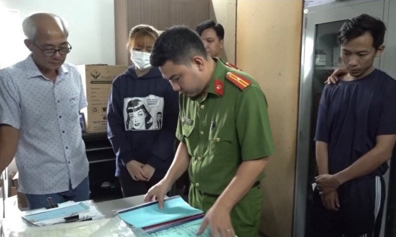 Mai Van Quan bi bat anh 3