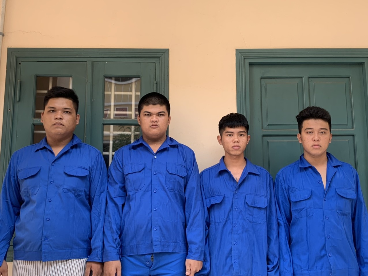 Chem nguoi vi bi nhac anh 1