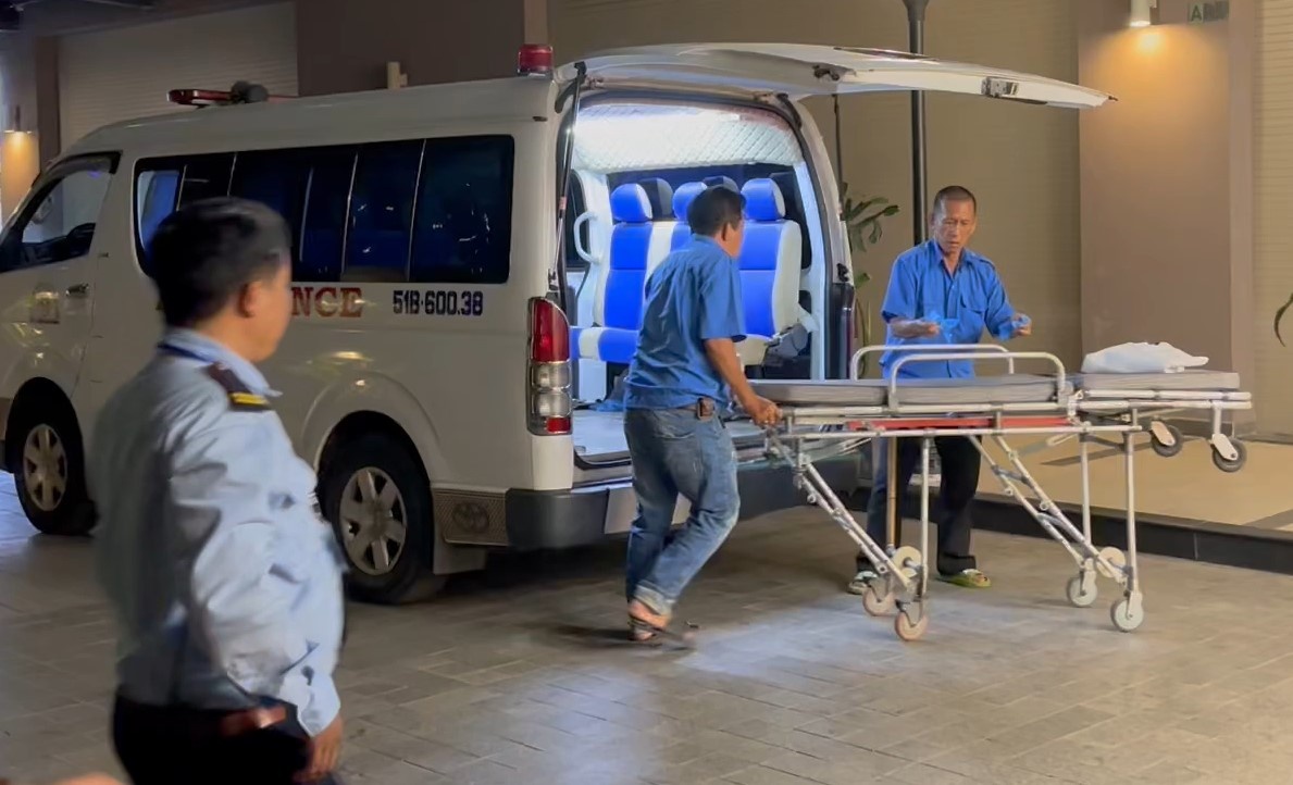 Nghi an chong sat hai vo roi nhay lau chung cu o TP.HCM hinh anh