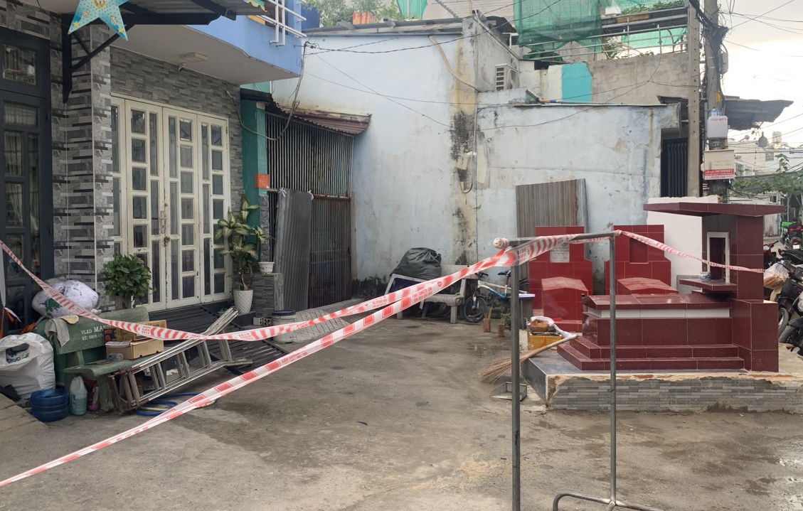 Hang xom noi ve nghi pham sat hai me o TP.HCM hinh anh