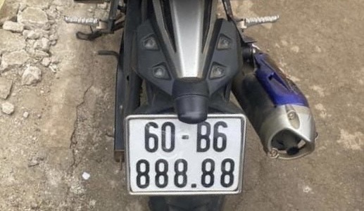 Thuc hu viec xuat hien them bien so ngu quy 8 o Dong Nai hinh anh
