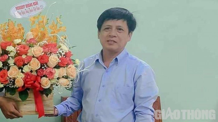 Trung tam Phap y anh 1