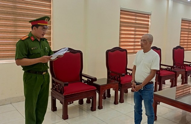 Ban dat du an 'ma' o Dong Nai, giam doc cong ty bat dong san bi bat hinh anh