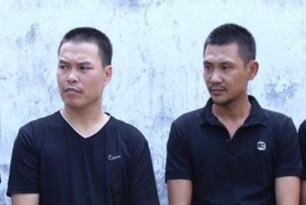 Khoi to nhom cho vay voi lai suat hon 1.000% mot nam hinh anh