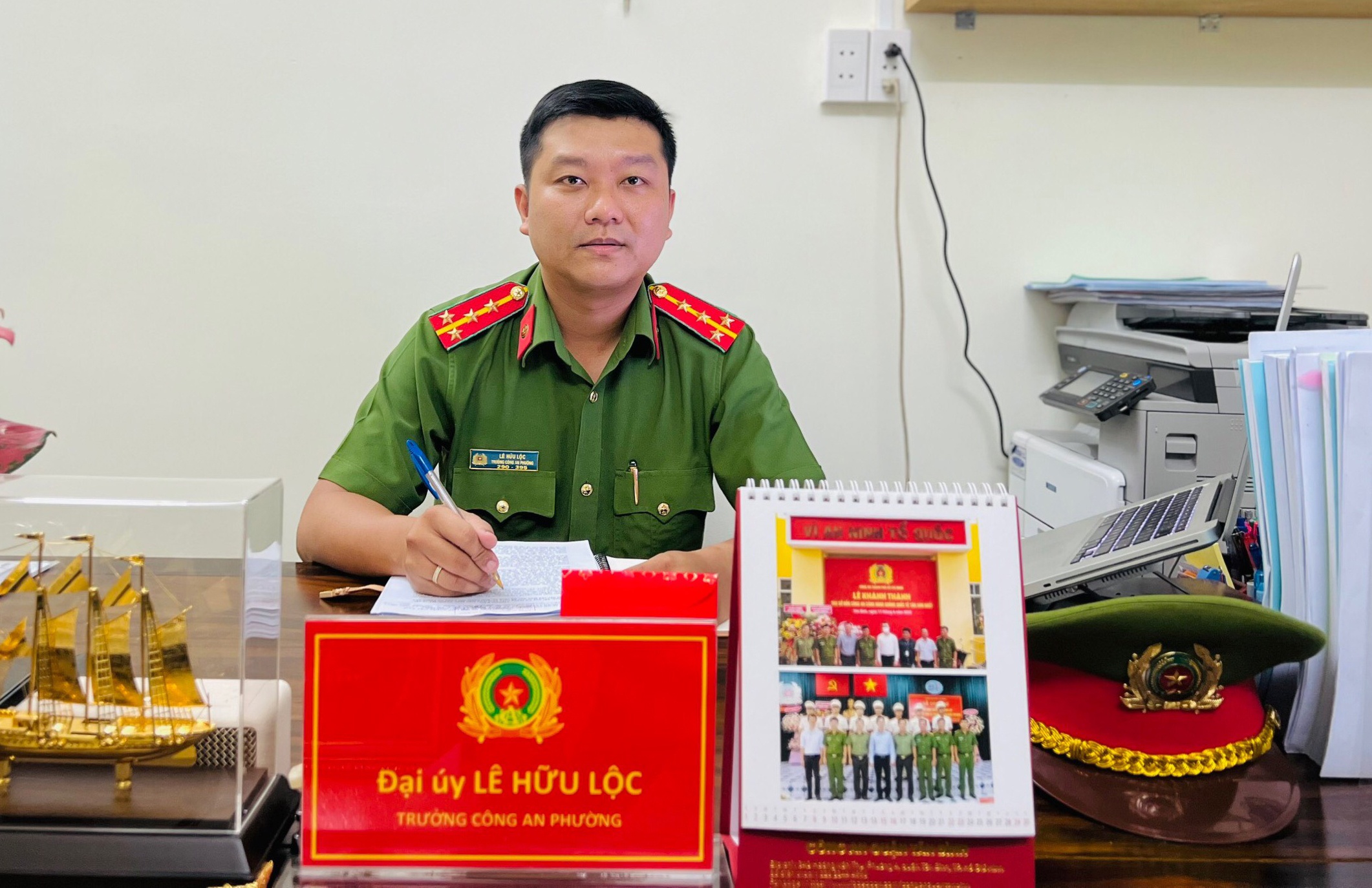 canh sat dinh hoi cay anh 2