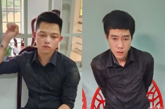 Thanh nien di oto bien tu quy xong vao cua hang cuop tai san hinh anh