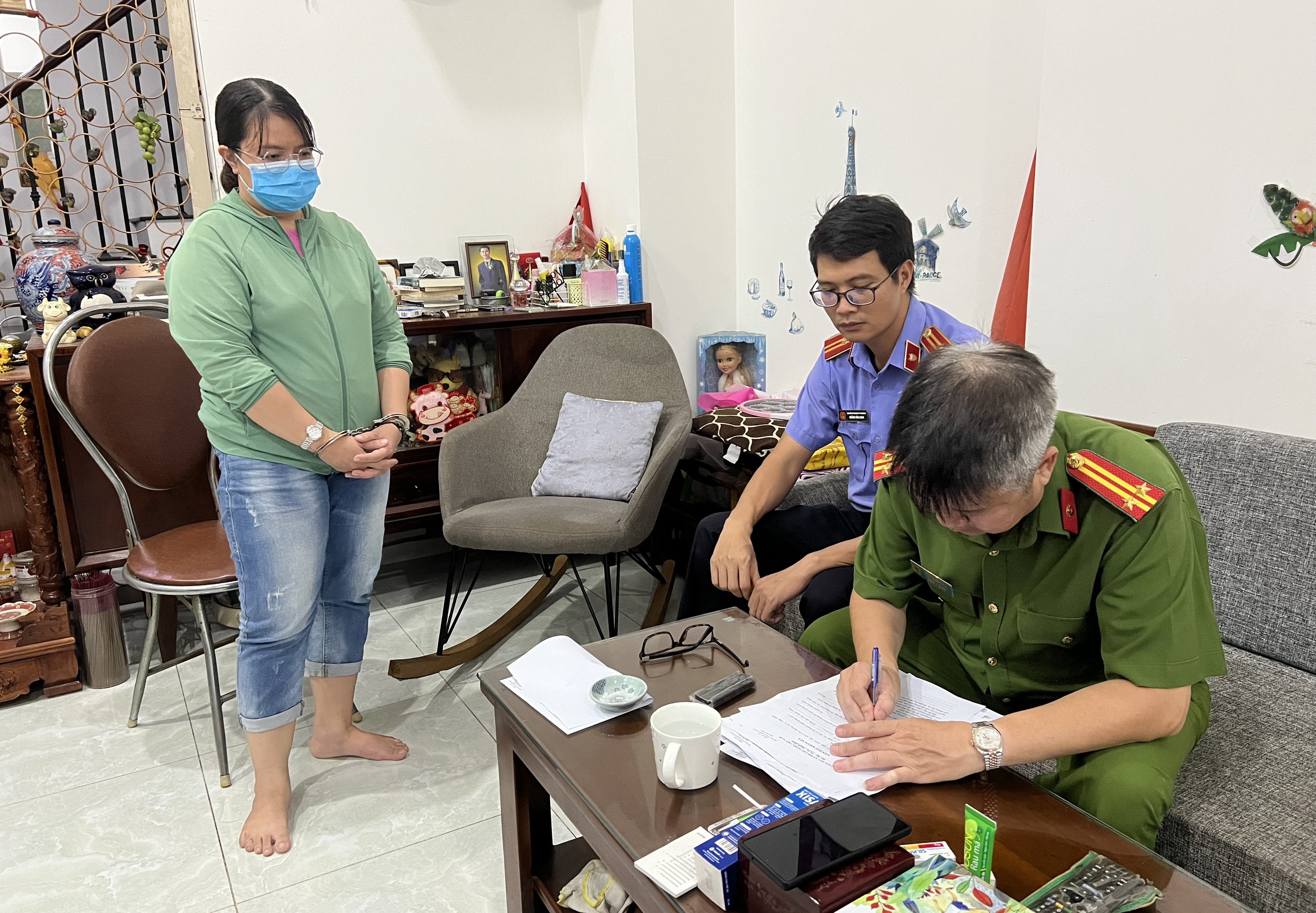 triet pha tin dung den anh 2