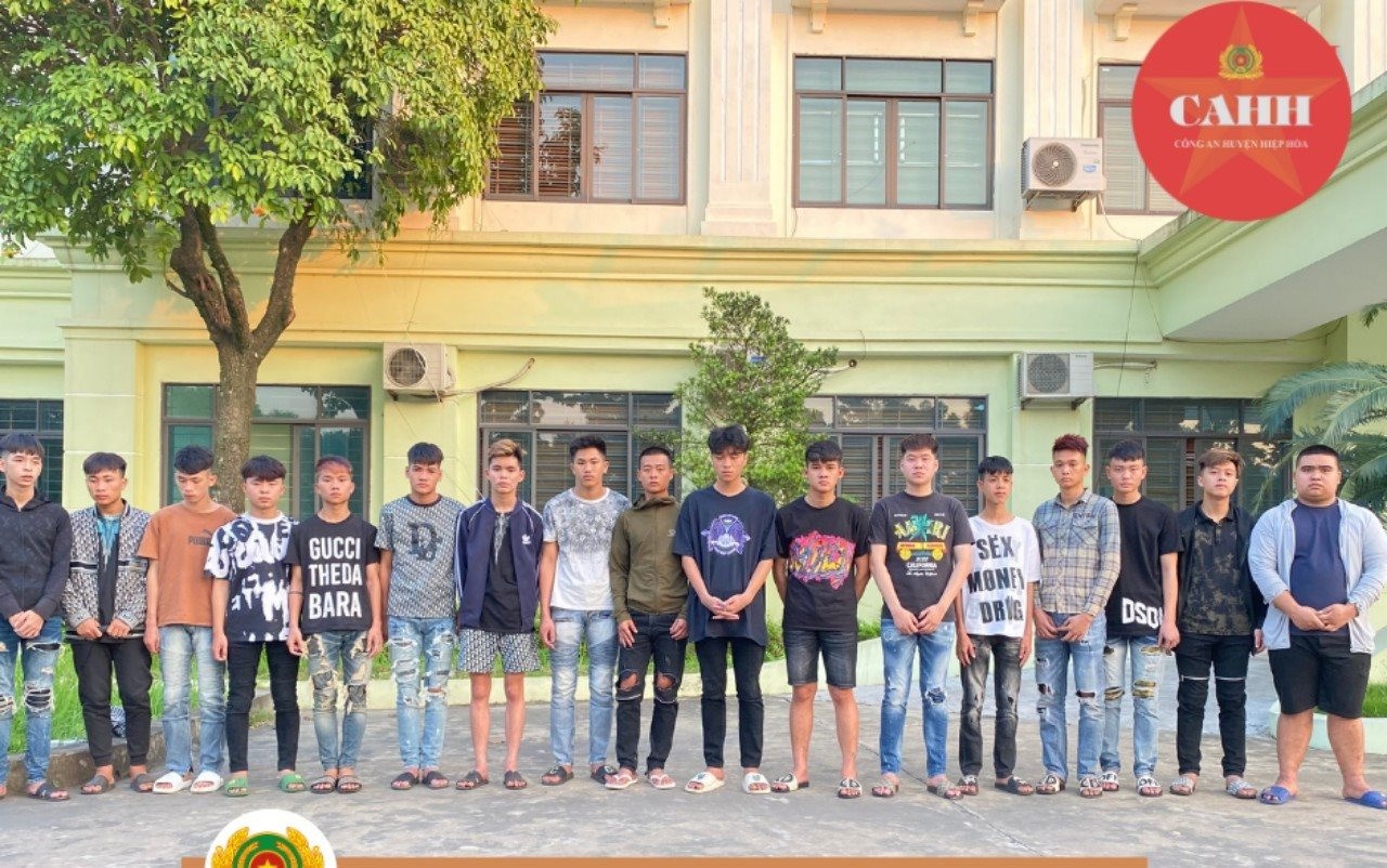 Gay roi trat tu anh 1