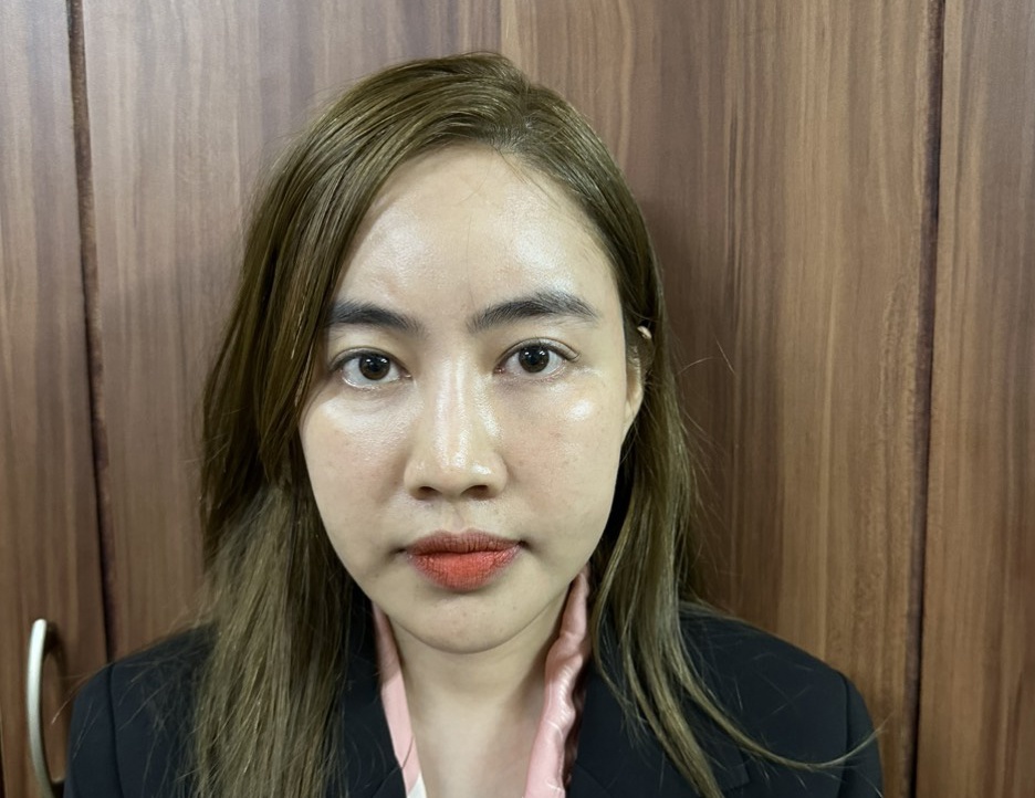 cô gái lừa chạy án ảnh 2 co gai lua chay an anh 2