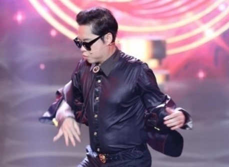 Quanh dieu nhay gay tranh cai cua Ngoc Son hinh anh