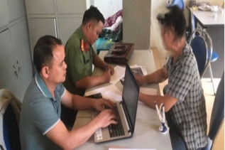 Phat 7,5 trieu dong nguoi dang tin bia dat ve canh sat giao thong hinh anh